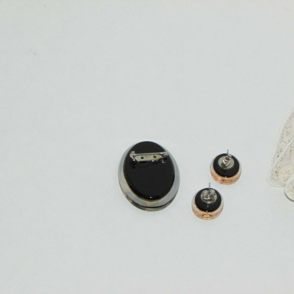 Vintage Lucite Brooch & Pierced Earrings Set Black Peach Flowers Cottagecore - Picture 3 of 6